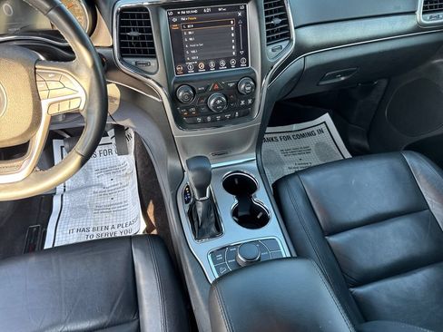 Used 2018 Jeep Grand Cherokee Limited AWD/4WD image 33