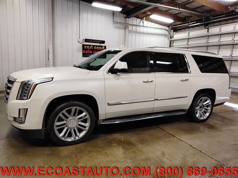 Used 2015 Cadillac Escalade ESV Luxury image 5