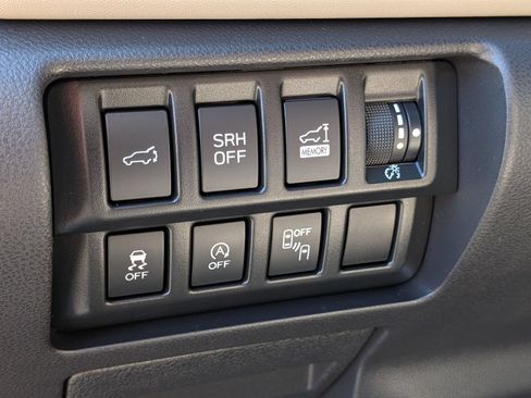 Used 2023 Subaru Forester Limited AWD/4WD image 17