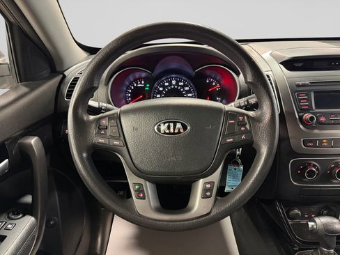 Used 2015 Kia Sorento LX AWD/4WD image 17