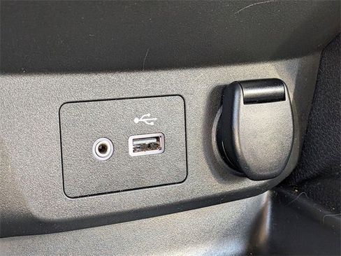 Certified 2021 Nissan Rogue Sport S image 19