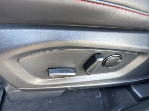 New 2026 Ford Explorer ST-Line w/ ST-Line Street Pack image 19