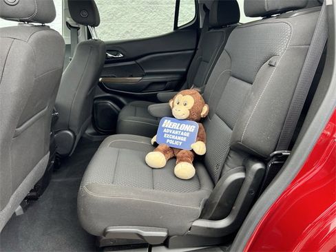 Used 2023 GMC Acadia SLE w/ Driver Convenience Package image 22