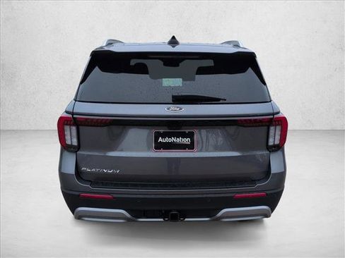 New 2026 Ford Explorer Platinum image 7