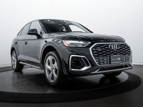 Certified 2025 Audi Q5 2.0T Premium image 2