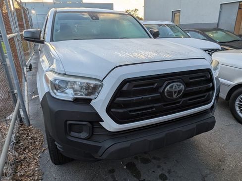 Used 2019 Toyota Tacoma SR image 20