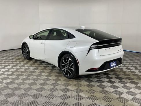Used 2024 Toyota Prius Prime XSE Premium image 22