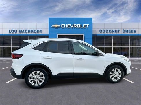 Used 2024 Ford Escape Active image 9