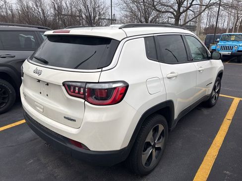 Used 2018 Jeep Compass Latitude w/ Cold Weather Group image 13