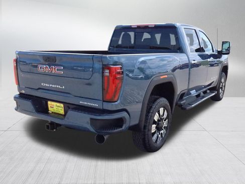 New 2026 GMC Sierra 2500 Denali w/ Denali Reserve Package AWD/4WD image 7