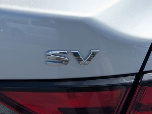 Used 2021 Nissan Sentra SV FWD image 13