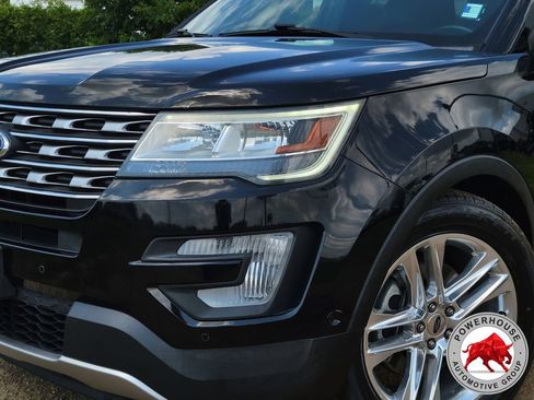 Used 2016 Ford Explorer Limited w/ Equipment Group 301A FWD image 10