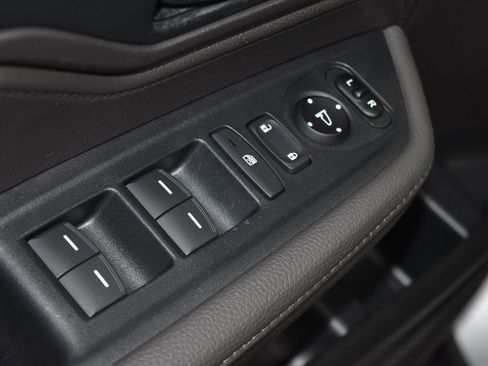 Used 2024 Honda Odyssey EX-L image 6