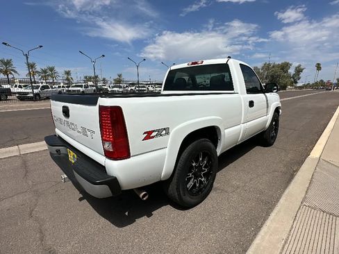 Used 2006 Chevrolet Silverado 1500 W/T w/ Skid Plate Package AWD/4WD image 5