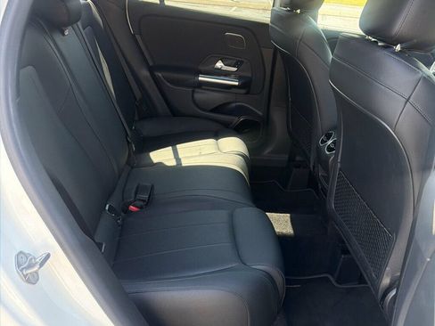 Used 2021 Mercedes-Benz GLA 250 4MATIC image 14