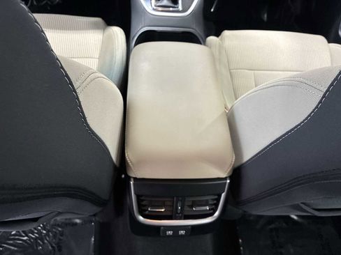 Used 2022 Subaru Legacy Premium image 21