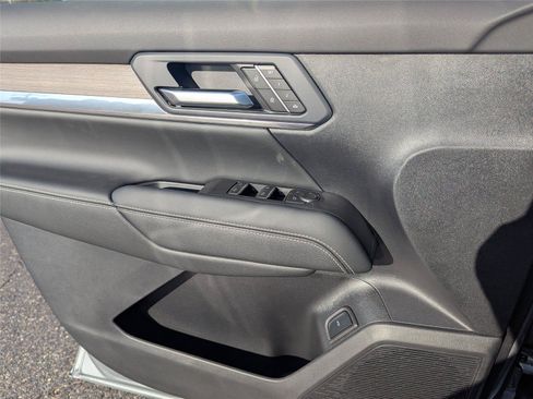 New 2026 GMC Terrain Denali AWD/4WD image 17