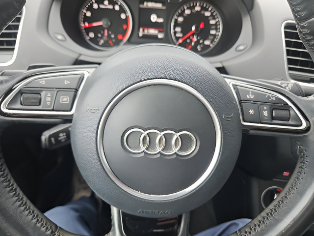Used 2018 Audi Q3 2.0T Premium Plus AWD/4WD image 17