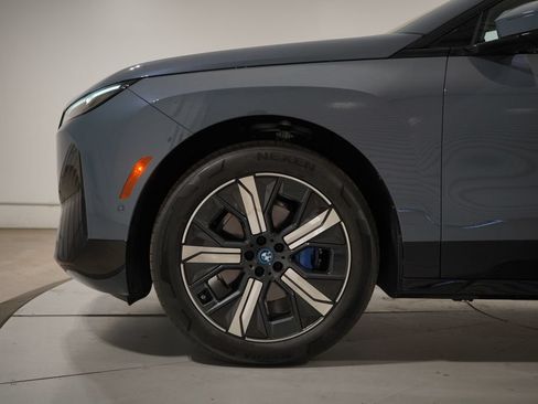 Used 2024 BMW iX xDrive50 w/ Sport Package AWD/4WD image 2