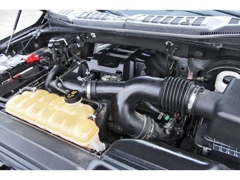 Used 2015 Ford F150 XLT w/ Equipment Group 301A Mid RWD image 30