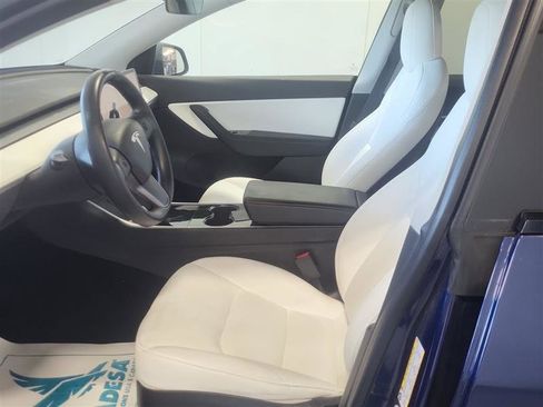 Used 2020 Tesla Model Y Long Range AWD/4WD image 4