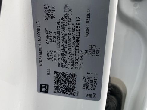 Used 2021 Chevrolet Colorado LT w/ LT Convenience Package image 16