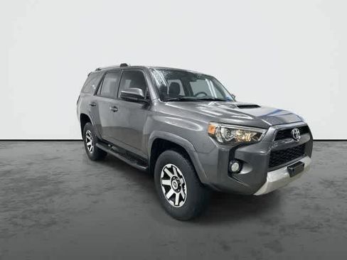 Used 2018 Toyota 4Runner TRD Off-Road AWD/4WD image 6