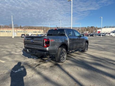 Used 2024 Ford Ranger XLT w/ FX4 Off-Road Package image 5