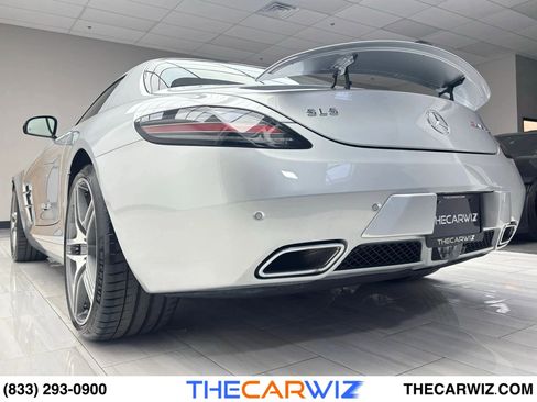 Used 2013 Mercedes-Benz SLS AMG GT Coupe image 26
