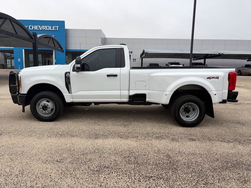 Used 2024 Ford F350 XL AWD/4WD image 8