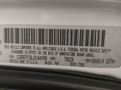 Used 2018 RAM 1500 Tradesman AWD/4WD image 33