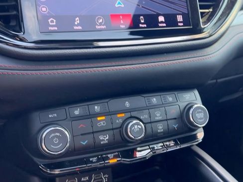 Used 2023 Dodge Durango R/T image 29