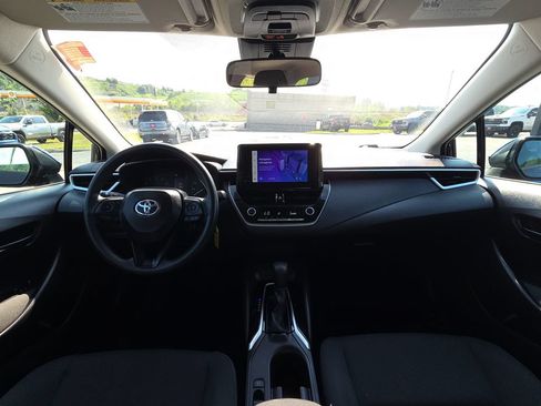 Used 2024 Toyota Corolla LE FWD image 29