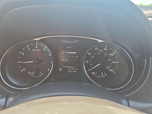 Used 2016 Nissan Rogue S w/ Appearance Package AWD/4WD image 16
