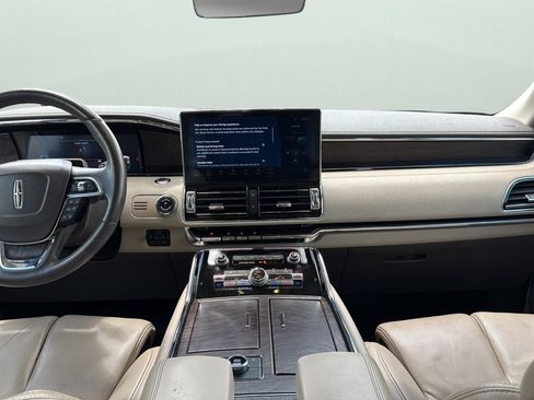 Used 2022 Lincoln Navigator L Reserve AWD/4WD image 21