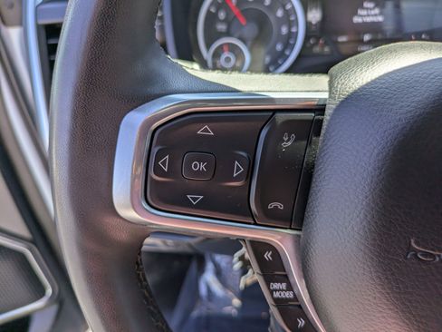 Used 2025 RAM 1500 Laramie w/ Sport Appearance Package AWD/4WD image 17