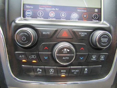 Used 2018 Jeep Grand Cherokee Overland AWD/4WD image 33