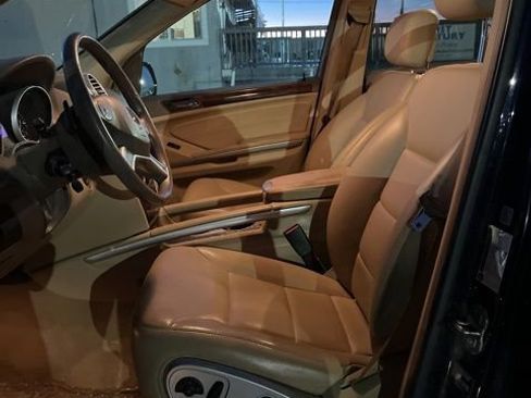 Used 2010 Mercedes-Benz ML 350 4MATIC image 6