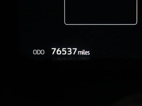 Used 2022 Toyota Tundra Platinum image 41