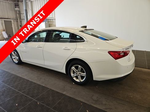 Used 2022 Chevrolet Malibu LS w/ Driver Confidence Package II FWD image 5