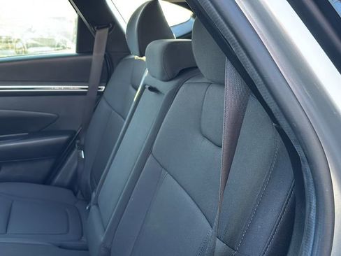 Used 2022 Hyundai Tucson SE image 30