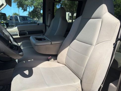 Used 2008 Ford F550 4x4 Crew Cab Super Duty image 10