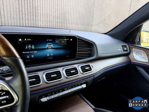 Used 2021 Mercedes-Benz GLS 580 4MATIC image 38