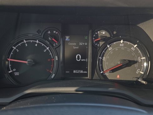 Used 2022 Toyota 4Runner SR5 Premium image 40