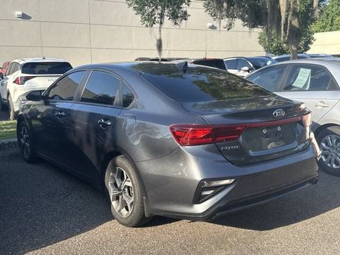 Used 2020 Kia Forte LXS FWD image 6