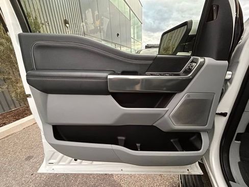 Used 2023 Ford F150 Limited image 31