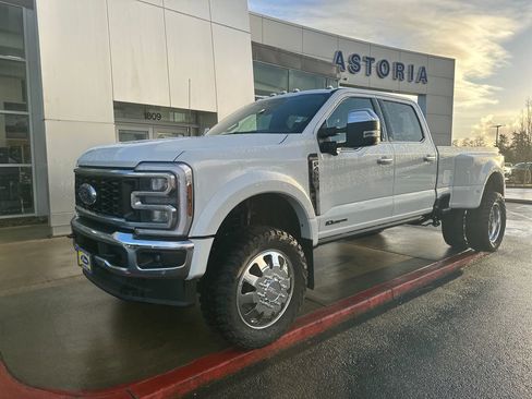 Used 2026 Ford F450 King Ranch w/ FX4 Off-Road Package image 8