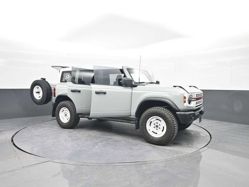 Used 2023 Ford Bronco Heritage Edition image 88