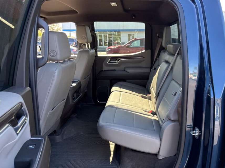 Used 2023 Chevrolet Silverado 1500 RST w/ RST All Star Premium Package AWD/4WD image 4
