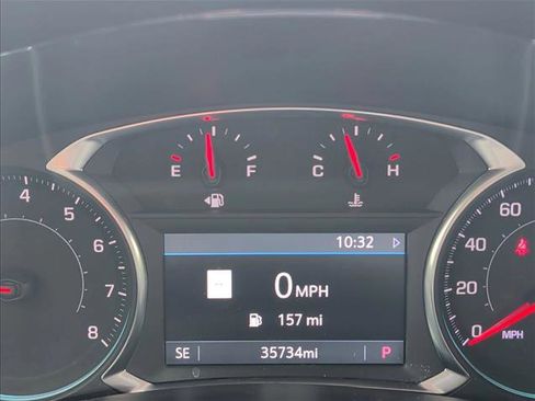 Used 2023 Chevrolet Equinox Premier FWD image 13